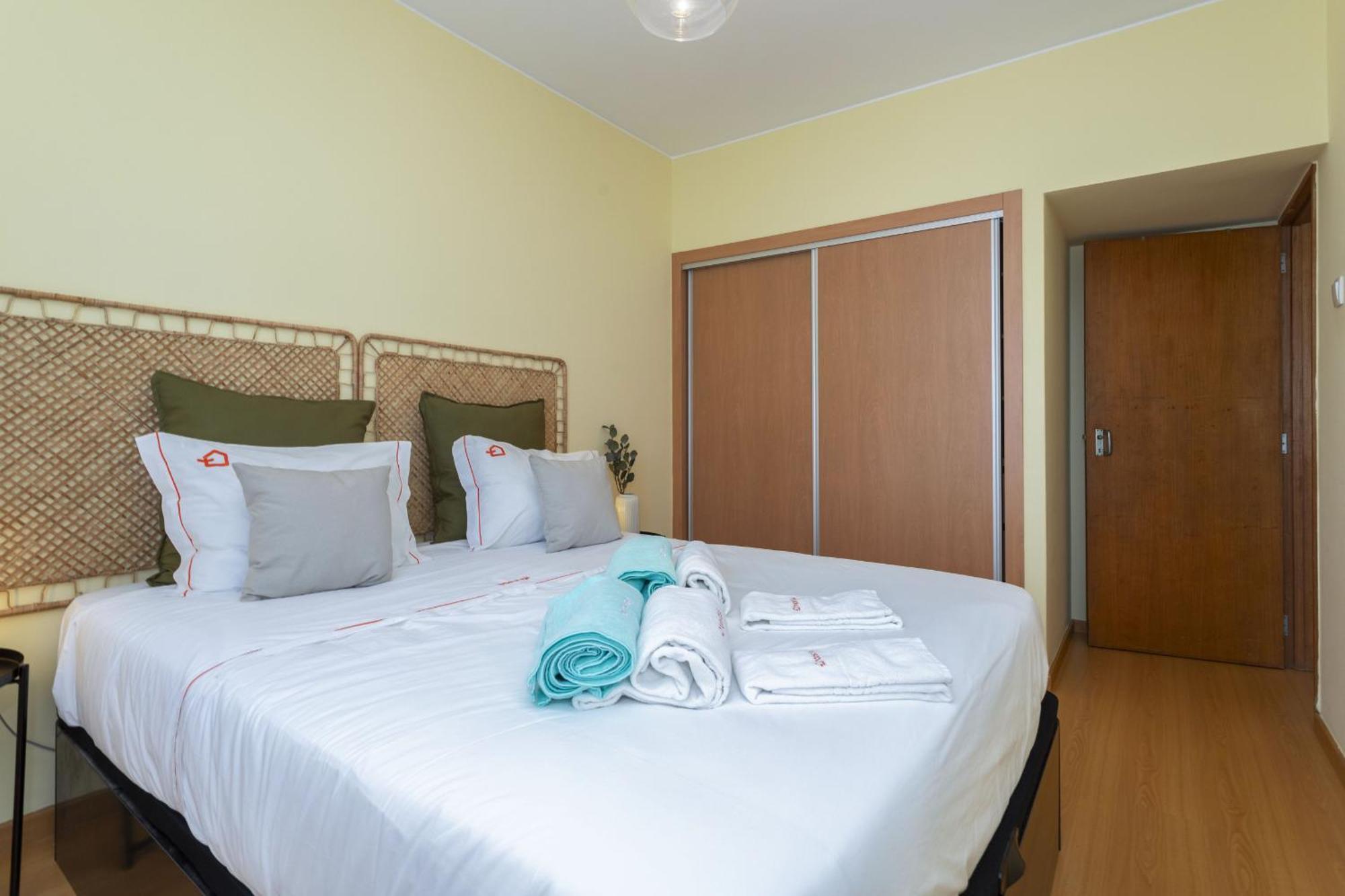 New! Sea View * Quarteira